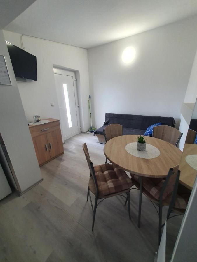 Apartments Nemcic 2 ニン エクステリア 写真