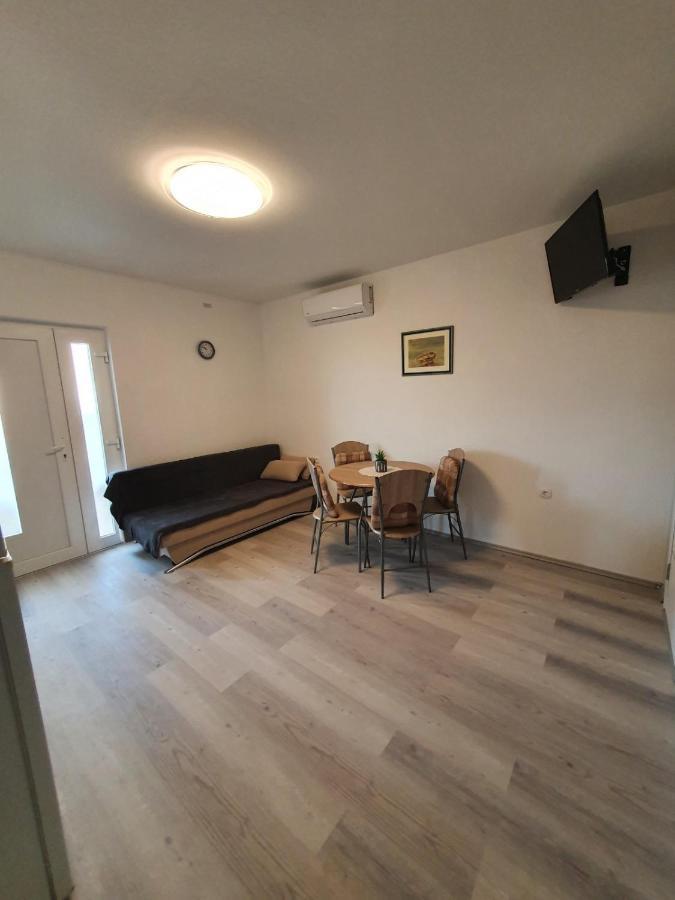 Apartments Nemcic 2 ニン エクステリア 写真